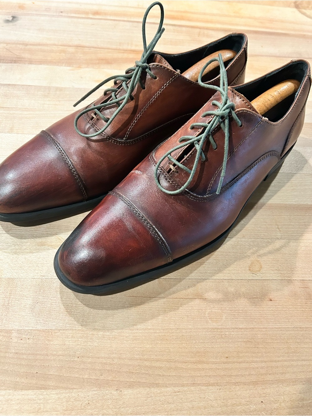 Nordstroms Cognac Leather Cap-Toe Dress Shoes, Includes New Brown dress laces